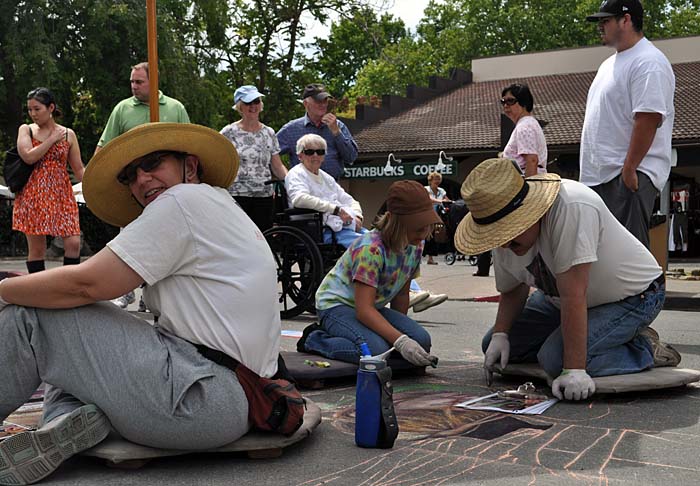 Cheryl Catie and Wayne paint